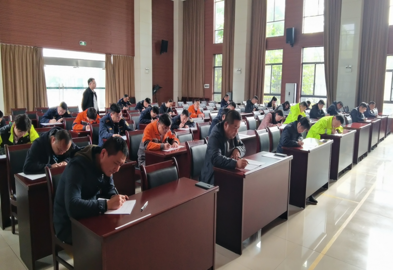 20230530951475.png 养护路产理论知识考试现场.png