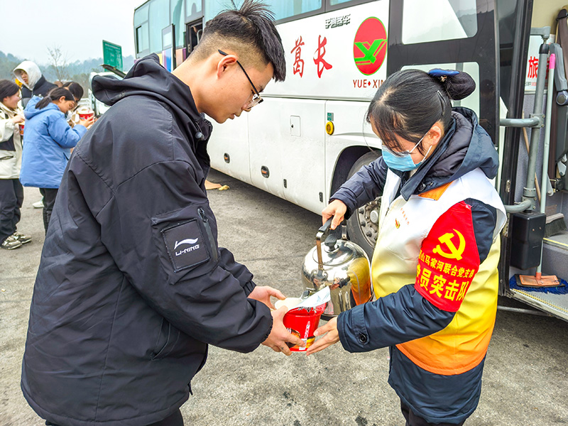 20241022131518.jpg 温暖回家路 樊林.jpg