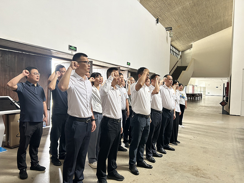 主题党日活动2.jpg